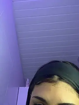 luluzinhax online show from September 28, 3:01 am