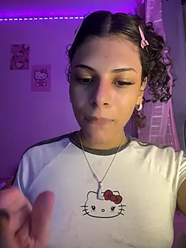 luluzinhax online show from April 11, 3:22 am