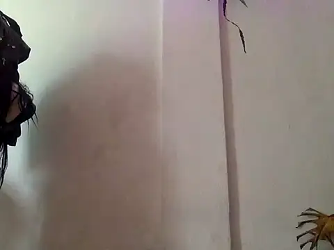 Snapshot of chrisalmeid_ chatting on November 4, 10:03 am chrisalmeid online show from November 4, 10:03 am