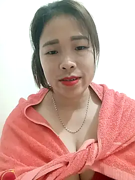 Snapshot of sumy-00 chatting on October 23, 1:27 am sumy-00 online show from October 23, 1:27 am