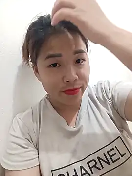 Snapshot of sumy-00 chatting on October 23, 2:05 pm sumy-00 online show from October 23, 2:05 pm