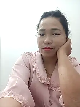 Snapshot of sumy-00 chatting on May 12, 4:37 pm sumy-00 online show from May 12, 4:37 pm