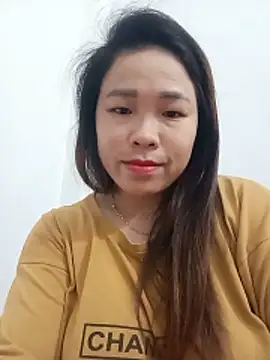 Snapshot of sumy-00 chatting on May 17, 5:42 pm sumy-00 online show from May 17, 5:42 pm