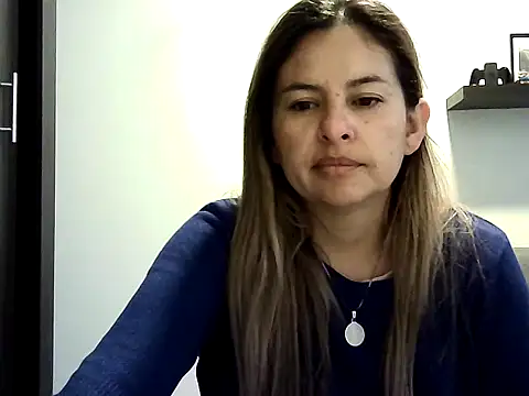 Snapshot of Valery__Rouse_ chatting on May 25, 11:38 am Valery Rouse online show from May 25, 11:38 am