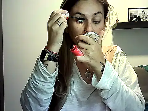 Snapshot of Valery__Rouse_ chatting on June 7, 3:16 pm Valery Rouse online show from June 7, 3:16 pm