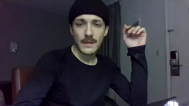 Snapshot of Jbenz420 chatting on February 20, 6:26 am Jbenz420 online show from February 20, 6:26 am