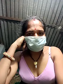 Snapshot of Hot-honi chatting on September 15, 10:32 pm Hot-honi online show from September 15, 10:32 pm