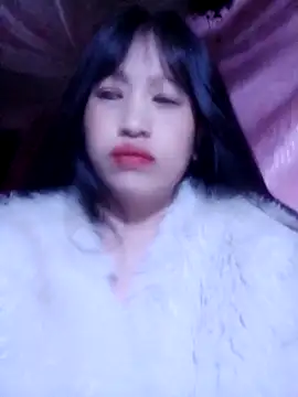 VanGau031694 online show from December 15, 6:28 am