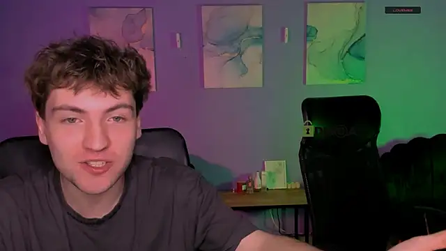 travis wolf  online show from March 20, 9:58 am