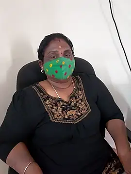 Snapshot of Tamil_Kavitha10 chatting on September 13, 9:20 am Tamil Kavitha10 online show from September 13, 9:20 am