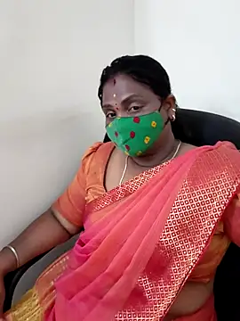 Snapshot of Tamil_Kavitha10 chatting on September 15, 3:23 pm Tamil Kavitha10 online show from September 15, 3:23 pm