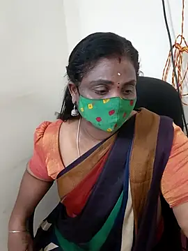 Snapshot of Tamil_Kavitha10 chatting on October 2, 3:41 pm Tamil Kavitha10 online show from October 2, 3:41 pm
