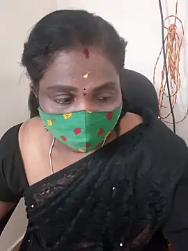 Snapshot of Tamil_Kavitha10 chatting on October 4, 3:54 pm Tamil Kavitha10 online show from October 4, 3:54 pm