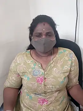 Snapshot of Tamil_Kavitha10 chatting on October 10, 12:04 pm Tamil Kavitha10 online show from October 10, 12:04 pm