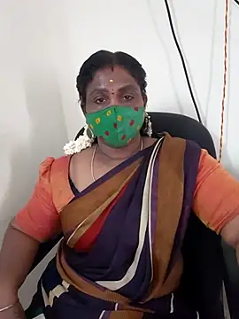 Snapshot of Tamil_Kavitha10 chatting on October 14, 8:48 am Tamil Kavitha10 online show from October 14, 8:48 am