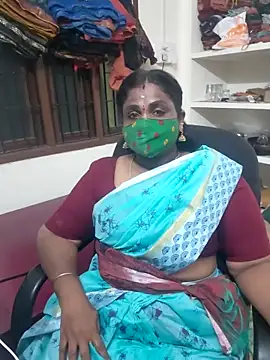 Snapshot of Tamil_Kavitha10 chatting on October 17, 5:04 pm Tamil Kavitha10 online show from October 17, 5:04 pm