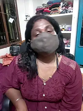 Snapshot of Tamil_Kavitha10 chatting on May 12, 5:54 pm Tamil Kavitha10 online show from May 12, 5:54 pm