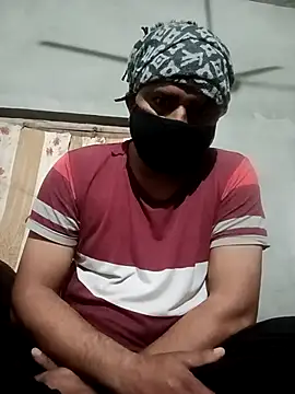 Manjit009 online show from December 4, 5:10 pm