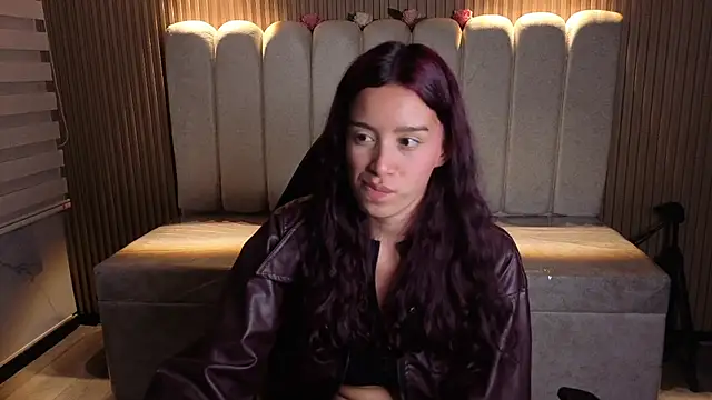Snapshot of _Mia_Evans_1 chatting on July 11, 7:49 pm Mia Evans 1 online show from July 11, 7:49 pm