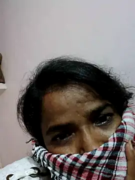 Snapshot of poojasexygirl2007 chatting on September 24, 6:11 pm poojasexygirl2007 online show from September 24, 6:11 pm