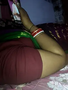 Snapshot of poojasexygirl2007 chatting on October 6, 3:31 pm poojasexygirl2007 online show from October 6, 3:31 pm