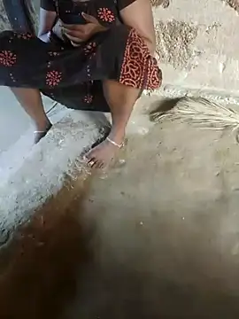 Snapshot of poojasexygirl2007 chatting on November 19, 9:53 am poojasexygirl2007 online show from November 19, 9:53 am