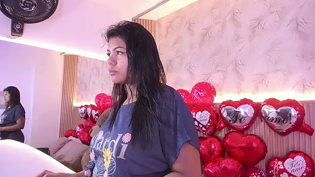 Liss-Reyes online show from February 13, 12:12 pm