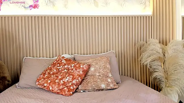 Snapshot of Liss-Reyes chatting on August 2, 1:53 pm Liss-Reyes online show from August 2, 1:53 pm
