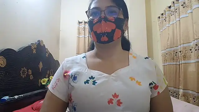Snapshot of Elena_cruz5 chatting on July 11, 5:26 pm Elena cruz5 online show from July 11, 5:26 pm