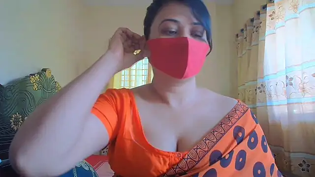 Snapshot of Elena_cruz5 chatting on July 14, 10:21 am Elena cruz5 online show from July 14, 10:21 am