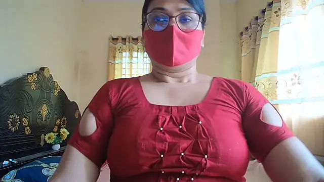 Snapshot of Elena_cruz5 chatting on July 16, 5:57 am Elena cruz5 online show from July 16, 5:57 am