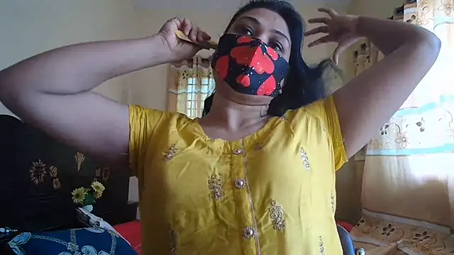 Snapshot of Elena_cruz5 chatting on July 19, 4:38 am Elena cruz5 online show from July 19, 4:38 am