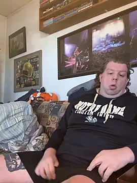 Stephanie1984 online show from February 9, 6:01 pm