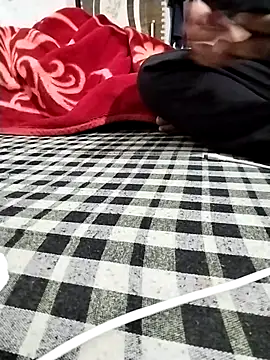 Snapshot of sexy__girls98 chatting on November 4, 10:25 am sexy girls98 online show from November 4, 10:25 am