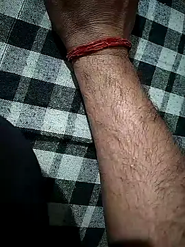 Snapshot of sexy__girls98 chatting on November 6, 5:19 am sexy girls98 online show from November 6, 5:19 am