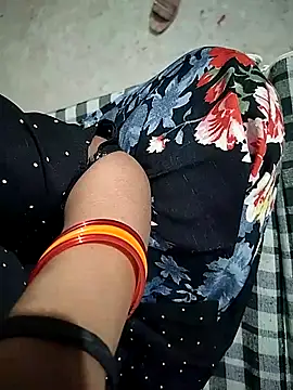 Snapshot of sexy__girls98 chatting on November 9, 11:52 am sexy girls98 online show from November 9, 11:52 am