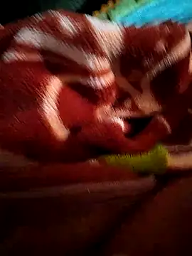 Snapshot of sexy__girls98 chatting on November 17, 4:24 pm sexy girls98 online show from November 17, 4:24 pm