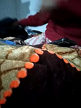 Snapshot of sexy__girls98 chatting on February 3, 3:59 am sexy girls98 online show from February 3, 3:59 am