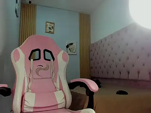 Jax Maliq online show from November 3, 3:19 am