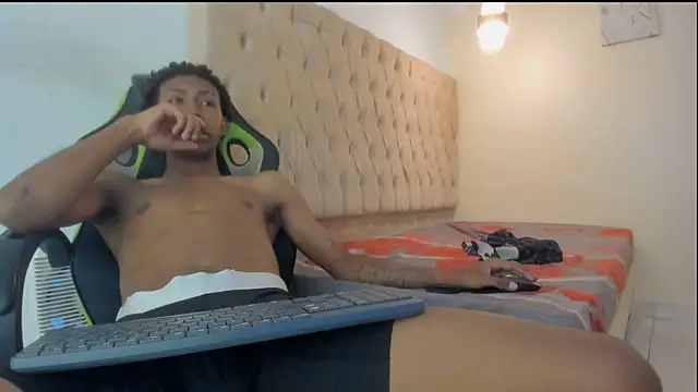 Jax Maliq online show from January 5, 5:27 pm