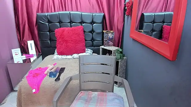 SofiaXDelRio online show from February 5, 11:37 am