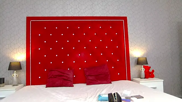 CherrySin online show from February 4, 8:36 pm