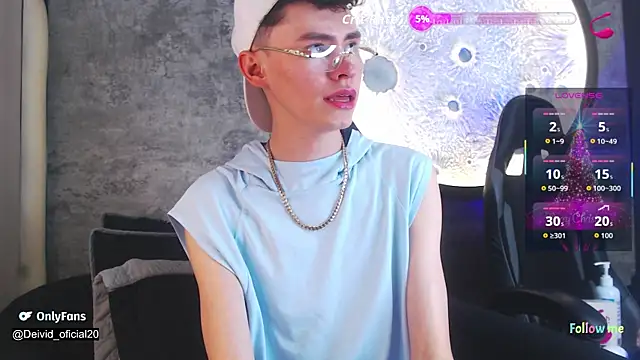 Deivid oficial20 online show from December 19, 8:05 pm