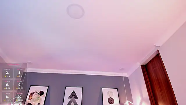 Nina Ford online show from May 19, 3:35 am