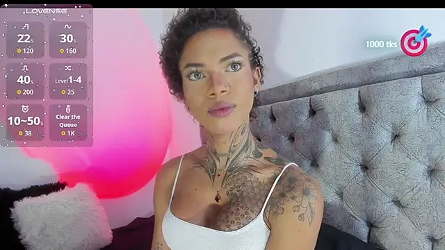 michell danna online show from October 3, 1:13 am