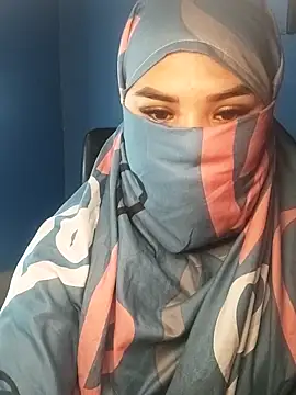 Nayla-Mouna online show from October 30, 5:46 pm