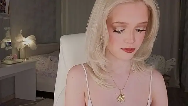 I am joss online show from April 1, 5:32 pm