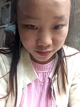 Snapshot of liu-liusexy chatting on May 8, 2:39 am liu-liusexy online show from May 8, 2:39 am
