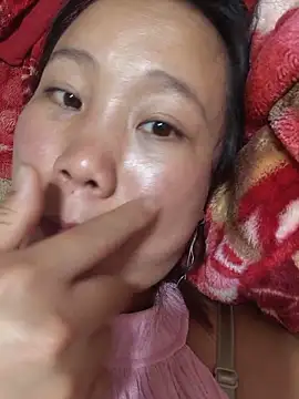 Snapshot of liu-liusexy chatting on May 24, 2:00 pm liu-liusexy online show from May 24, 2:00 pm