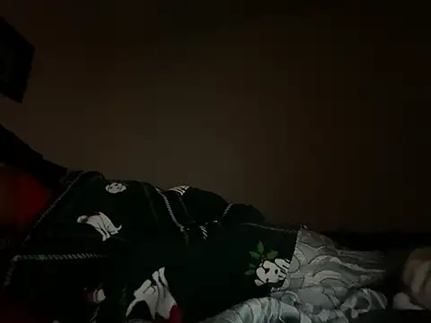 Brooke012 online show from April 20, 10:33 pm